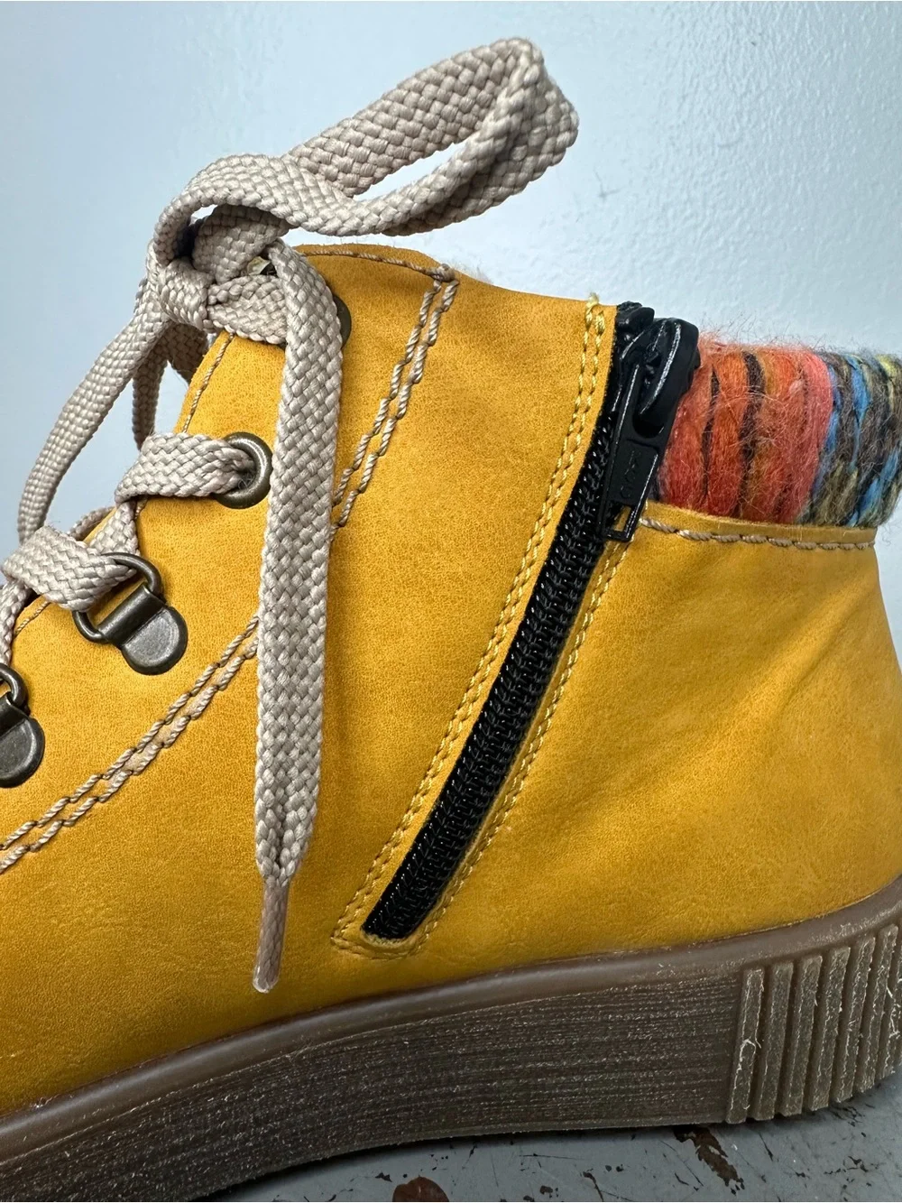 NWOB Reiker W Boot 40 (U.S. size 8.5 - 9)